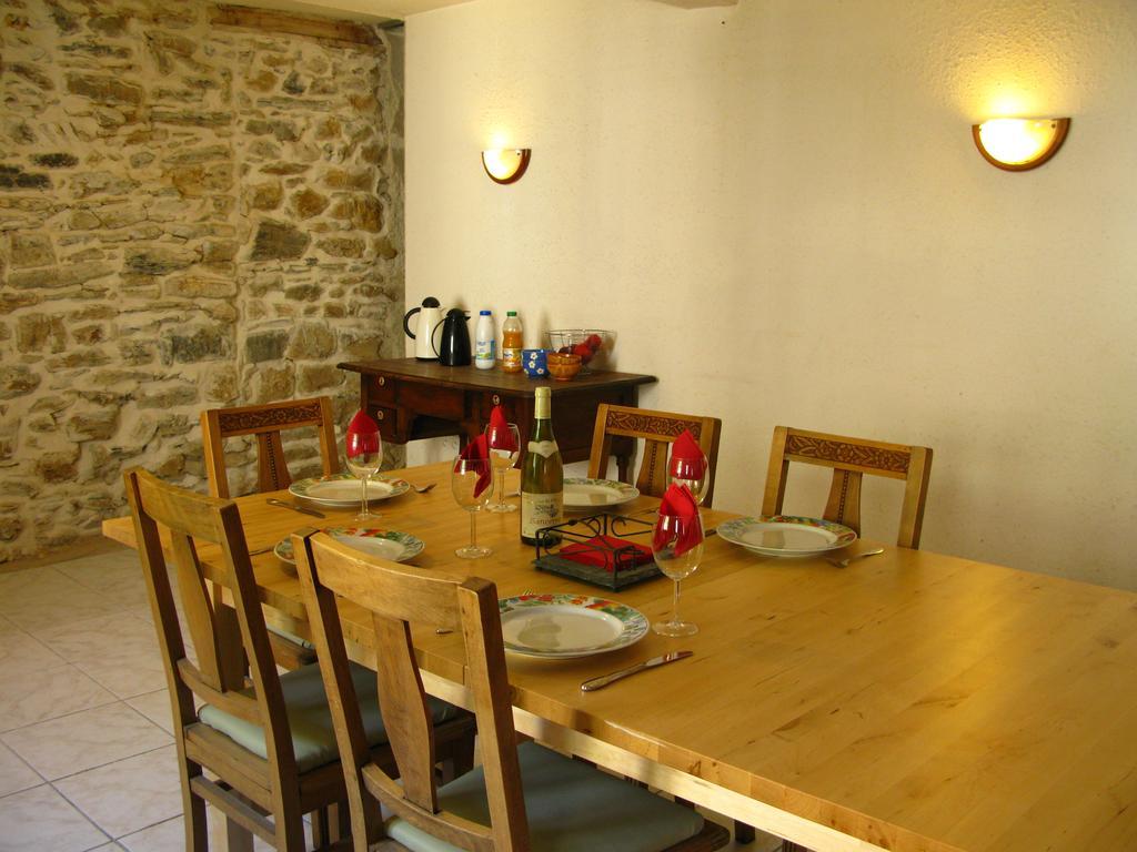 La Maison Du Voyageur Les Ilhes Buitenkant foto
